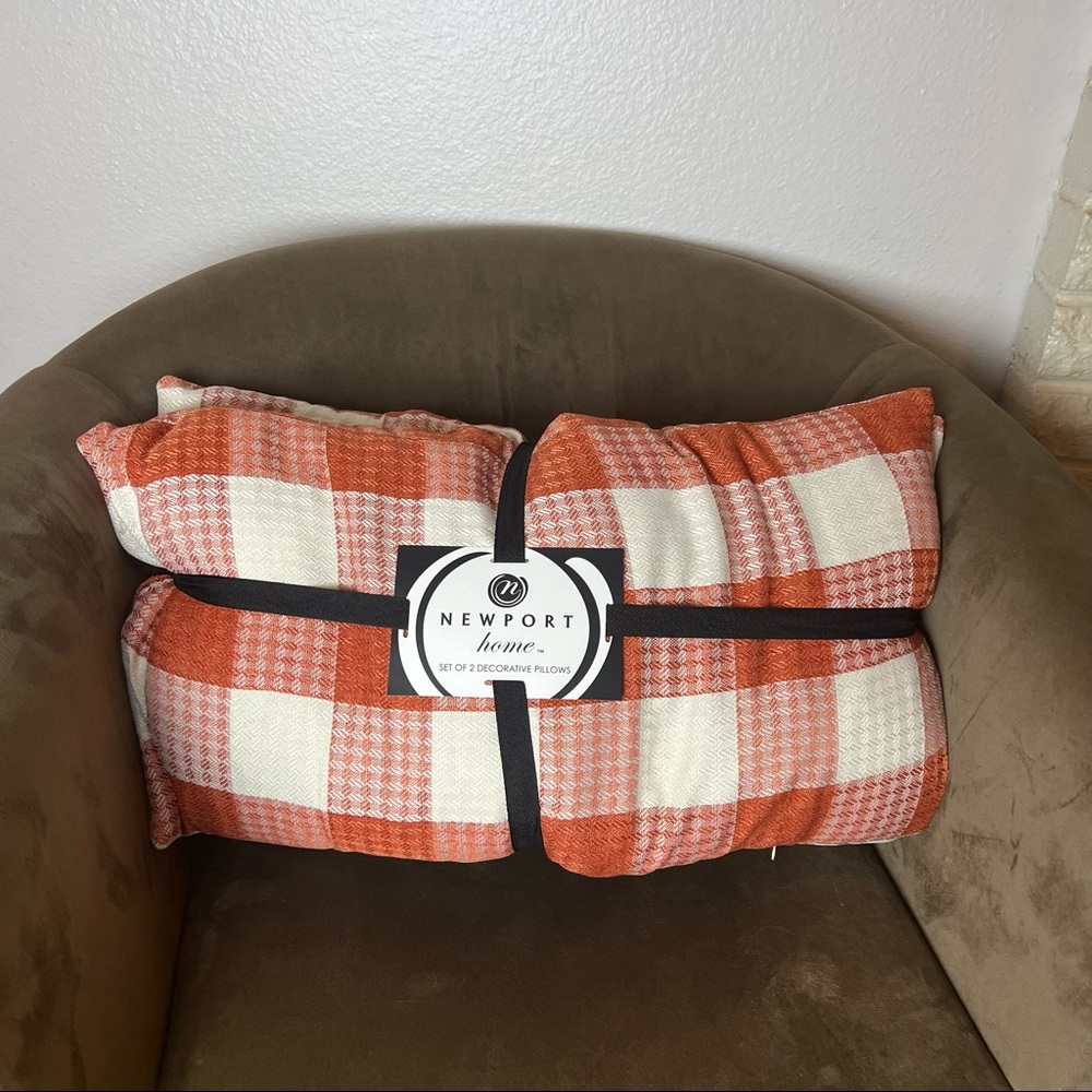 Holiday Gifts🍁🦃🎄2 pack duck feather filled throw pillows buffalo rust&cream